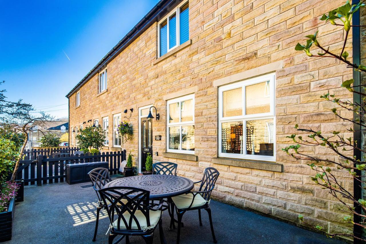 Buxton Centre Cosy Cottage With Free Secure Parking Bagian luar foto