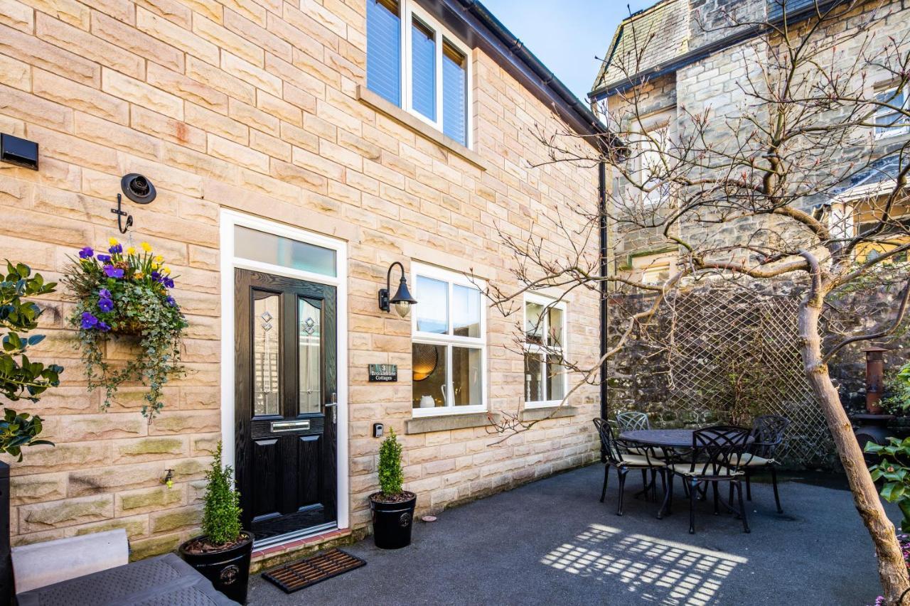Buxton Centre Cosy Cottage With Free Secure Parking Bagian luar foto