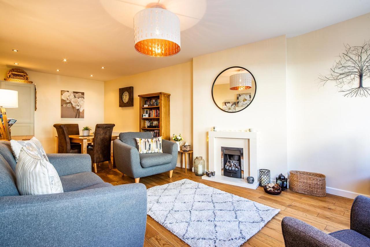 Buxton Centre Cosy Cottage With Free Secure Parking Bagian luar foto